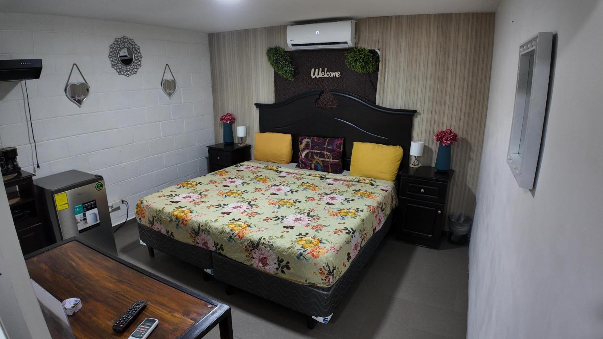 Livo Apartment San Salvador